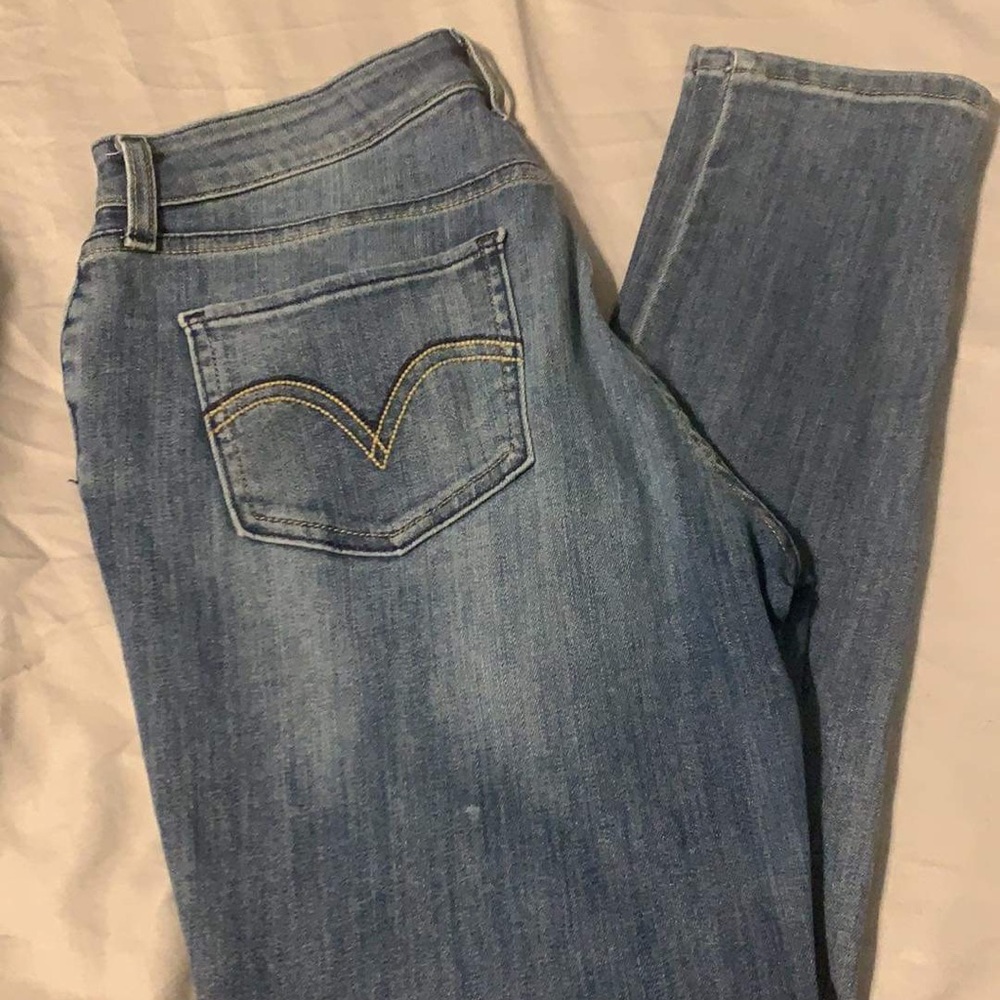 Levi size 10 skinny stretch